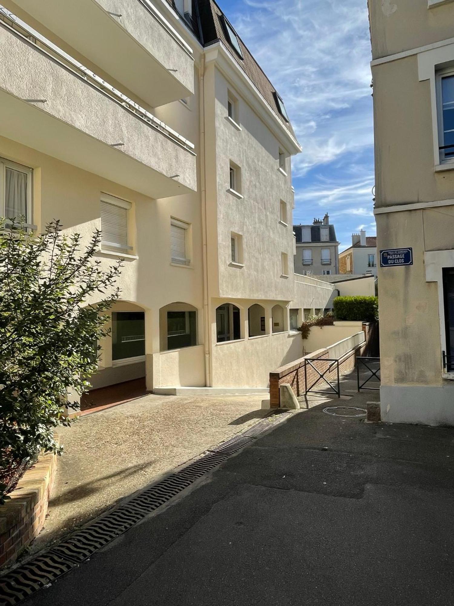 L'Athos - Appartement Equipe - Entre Paris Et Versailles - Haut Debit Garches Ngoại thất bức ảnh