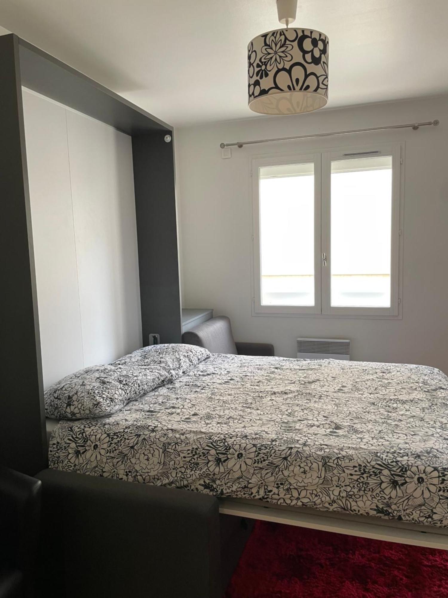 L'Athos - Appartement Equipe - Entre Paris Et Versailles - Haut Debit Garches Ngoại thất bức ảnh
